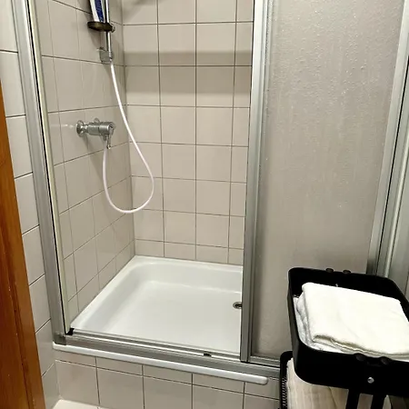 Small Apartman *